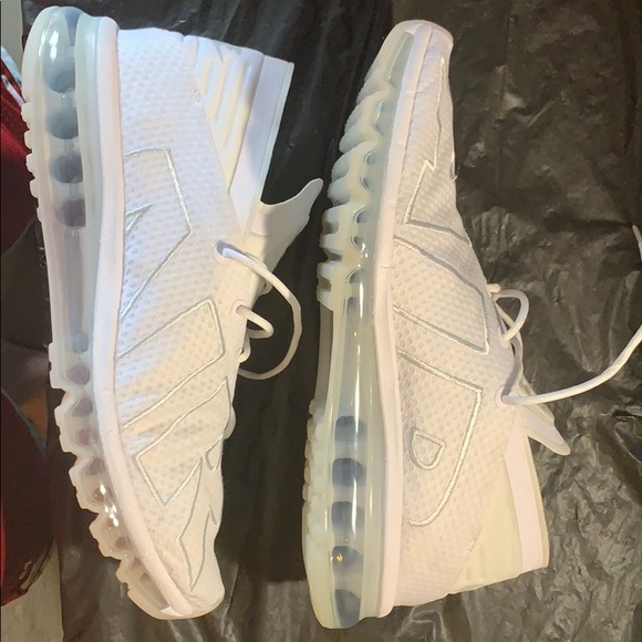 air max flair triple white
